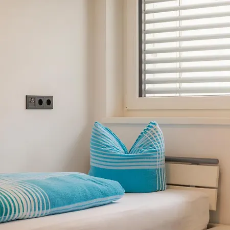 Eflin Apartment